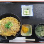 カツ丼900円